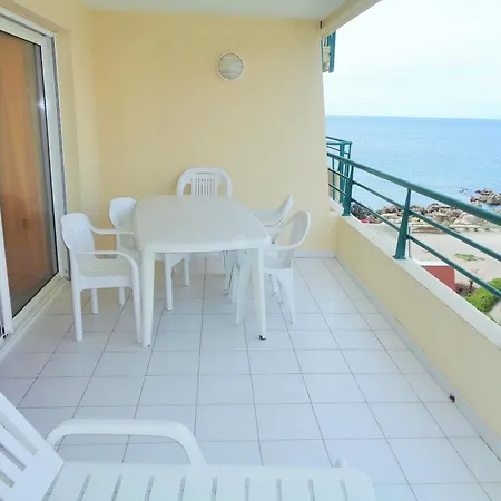 T3 Avec Large Terrasse Et Garage *